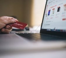 E-commerce et fêtes de fin d’année : le chiffre d’affaires a augmenté de 20 %, par rapport à l’an dernier